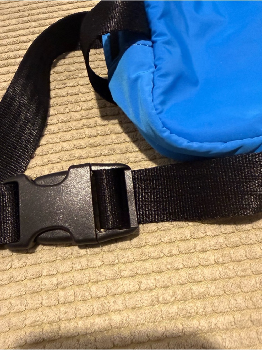 Athleta Crossbody Belt Bag - Picture 2 of 5